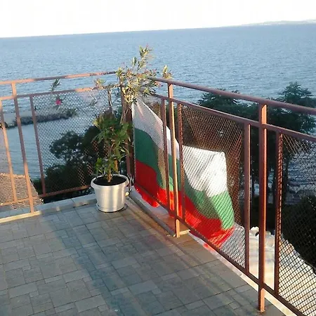 Anastasiya's With Stunning Sea Views ゲストハウス ポモリエ